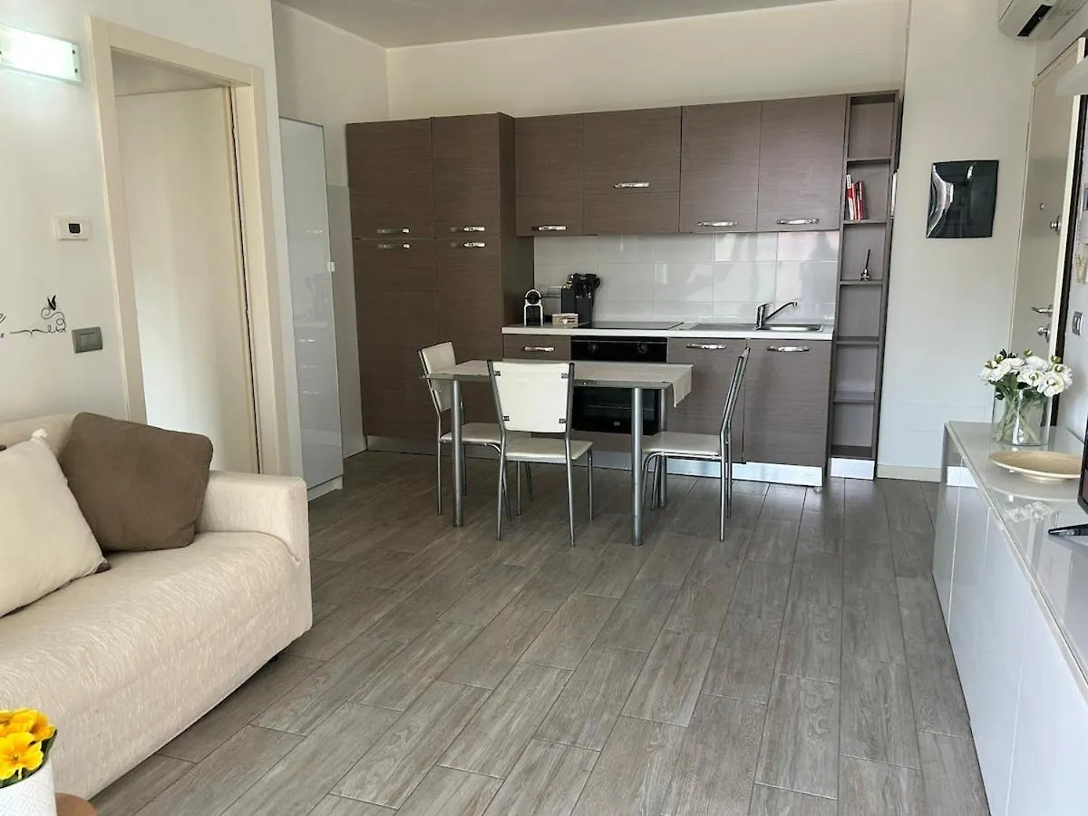 Bilocale Lissone - Stazione Apartment 0*,